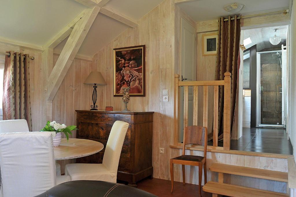 La Belle Epoque Sansac-de-Marmiesse Quarto foto